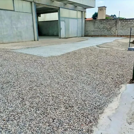 בית הארחה Garda קולה