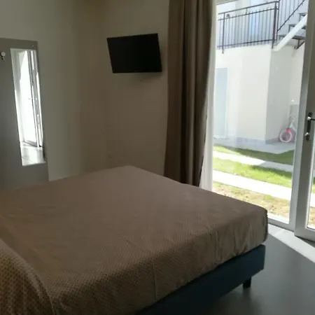 Garda בית הארחה 3*
