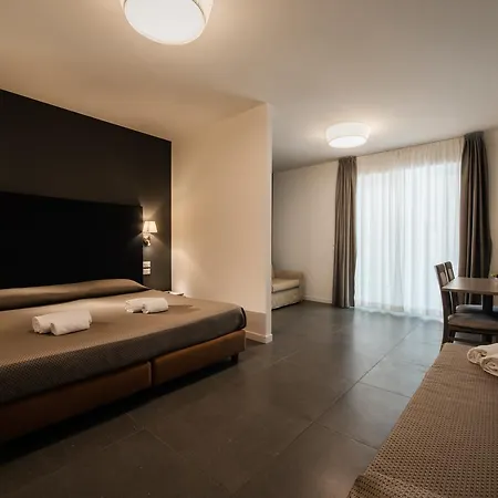 בית הארחה Garda קולה