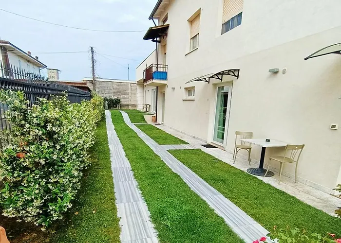 Garda 3* Colà